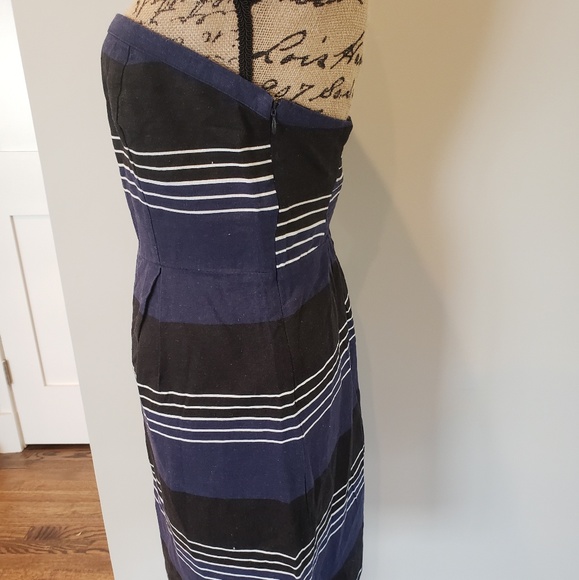 Strapless dress - Picture 3 of 5